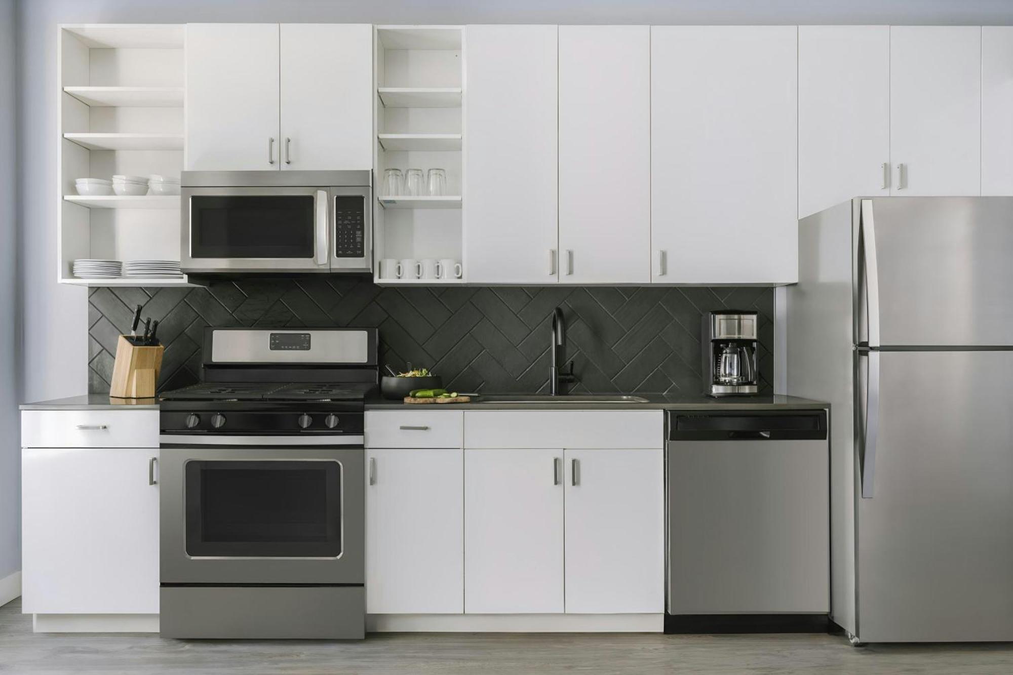 Three-Bedroom Apartment,1670780511:JPEG